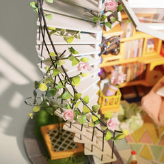 Robotime DG12 Rolife Dora'S Loft Casă de păpuși în miniatură din lemn, metal, țesătură și carton, dimensiuni: 23 X 16 X 26 cm, 248 de piese Casute de papusi Naty Shop