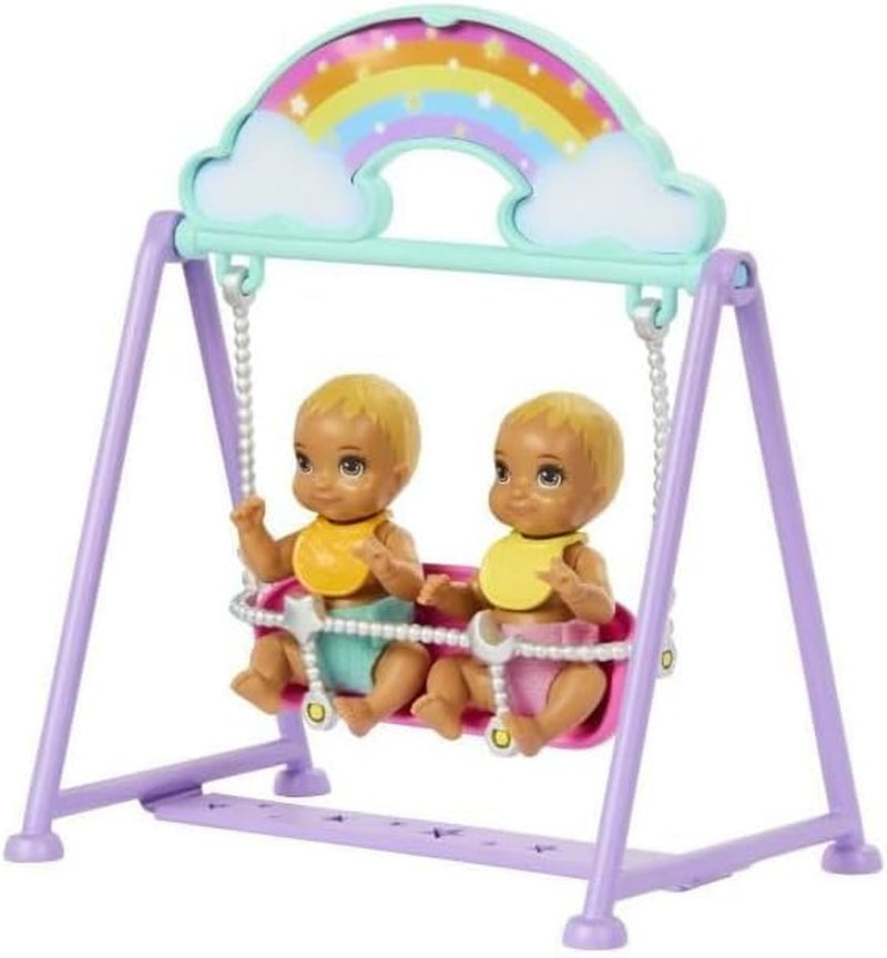 Păpușa și căsuța Barbie Skipper cu accesorii, include păpuși gemene, 1 pătuț, 1 leagăn, 1 balansoar și multe altele, HXM99