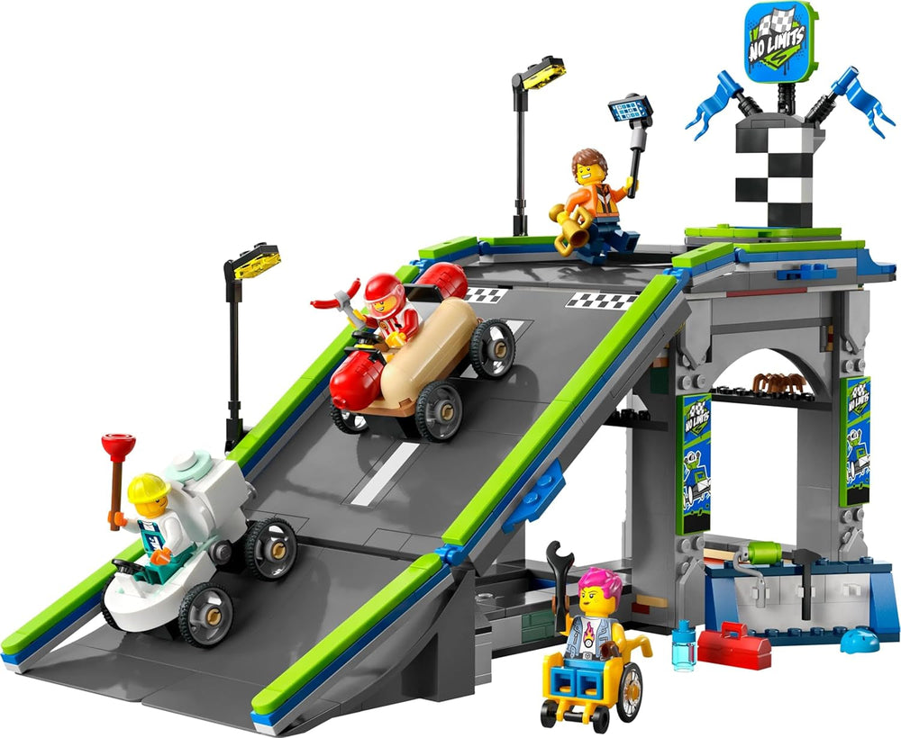 LEGO City No Limits: Carrera de Jaboneras con Rampa - Juguete de construcción para niños y niñas a partir de 6 años - Set con 2 cajas de jabón y 4 minifiguras de Racer - Idea de regalo para niños 60460 Juegos de construcción Besuche den LEGO-Store