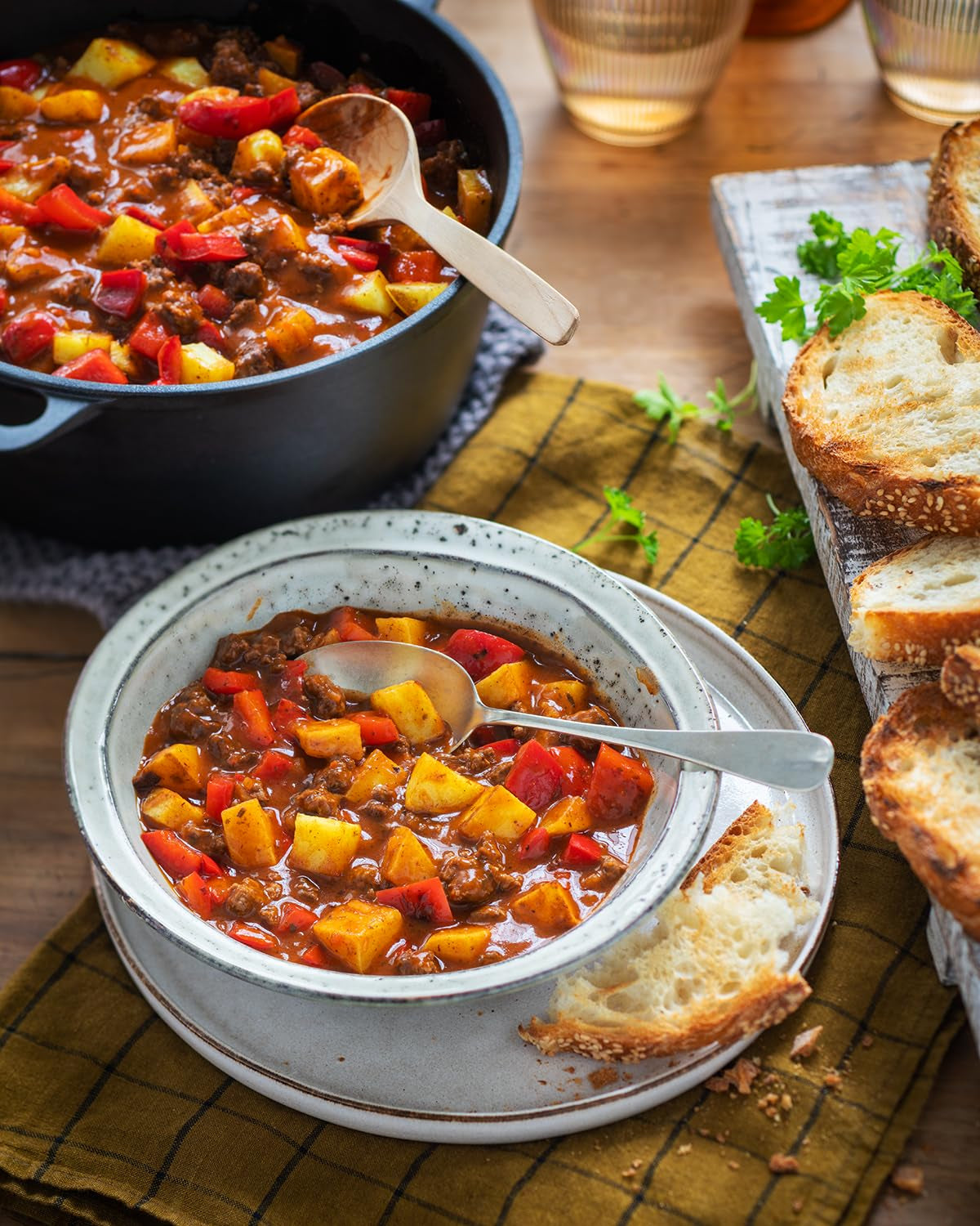 MAGGI Fix für Bauern-Topf mit Minkfleisch, Würzmischung, mit natürliche Ingredient*, para 2 porciones, 1 paquete (1 x 39 g)