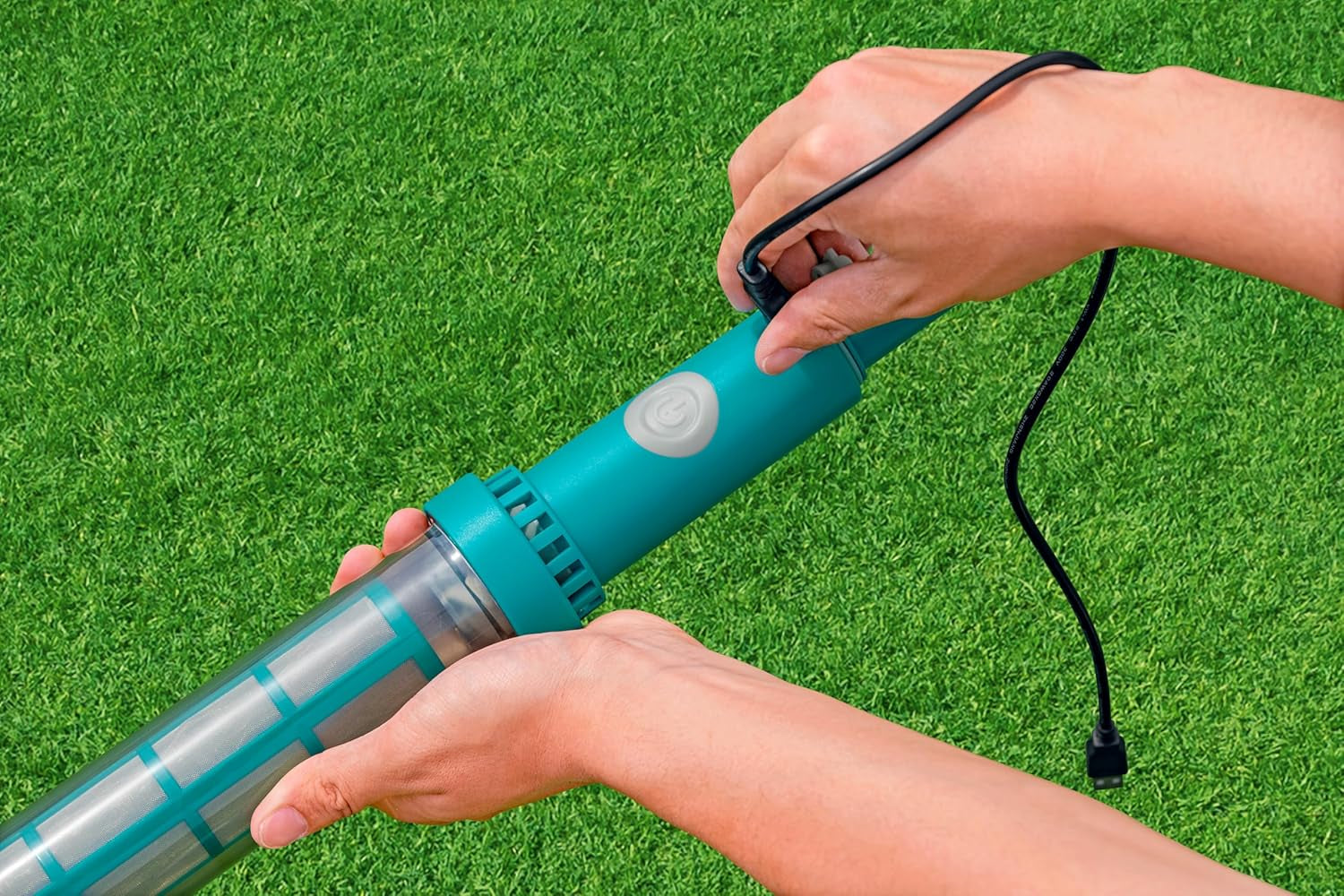 Aspirador de piscina a batería Bestway AquaSurge 251 cm