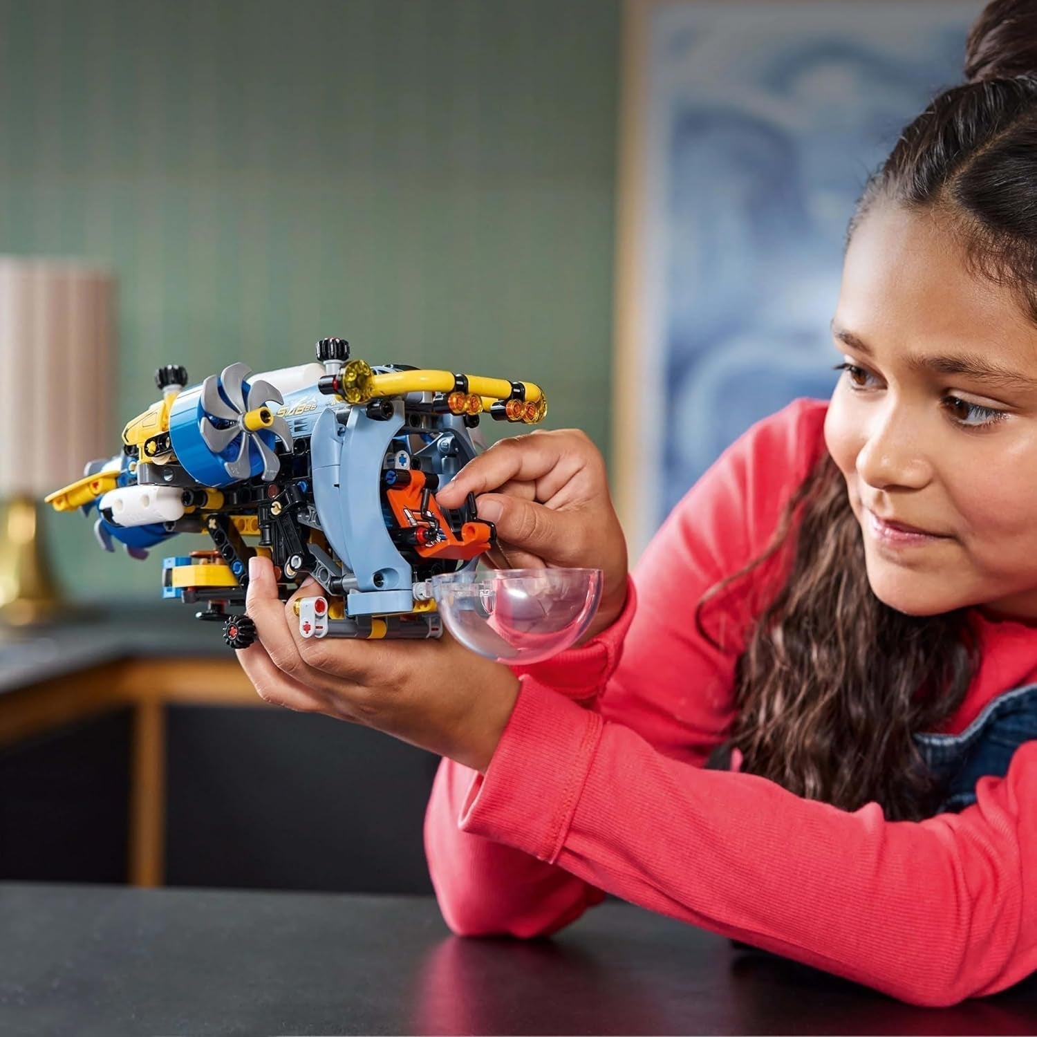 LEGO Technic Submarino Explorador de las Profundidades, Juguete de Construcción para Niños de 9 Años, Niños y Niñas, Ideas Creativas para Regalos de Cumpleaños, Vehículo para Construir con Hélices Giratorias, 42201 Juegos de Construcción Besuche den LEGO-Store