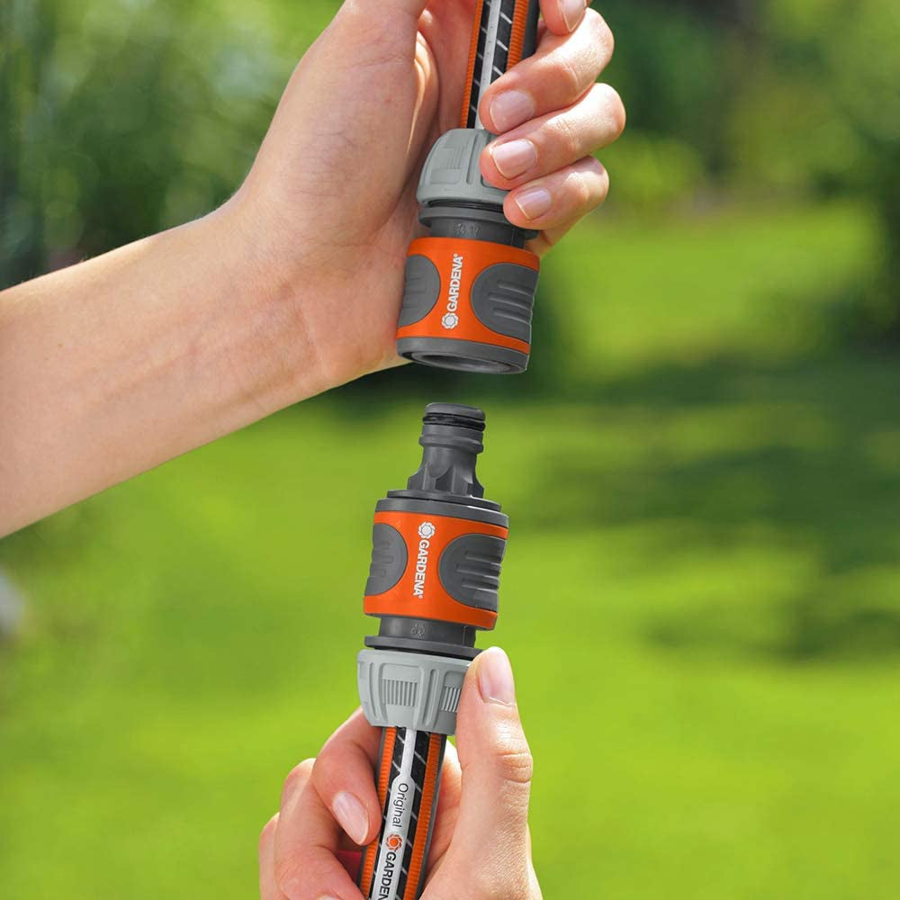 Set de cuplaje Gardena: Cuplaj furtun pentru prelungitor de 13 mm (1/2 inch) și 15 mm (5/8 inch), chiar și sub presiune mare a apei, asamblare ușoară (18283-20)