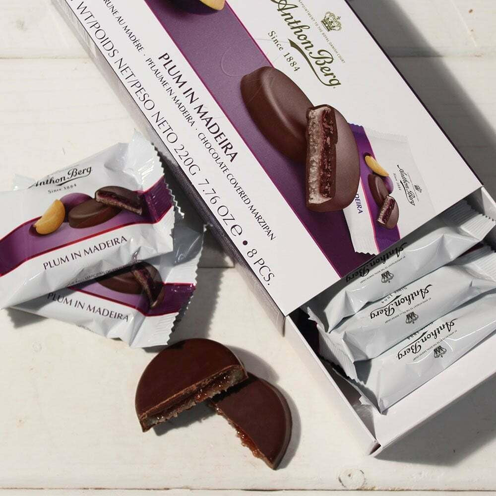 Ciruela de Madeira – 220 g – Especialidad de mazapán con fruta y alcohol – 8 monedas de chocolate negro con gelatina de ciruela y vino de Madeira – Idea de regalo