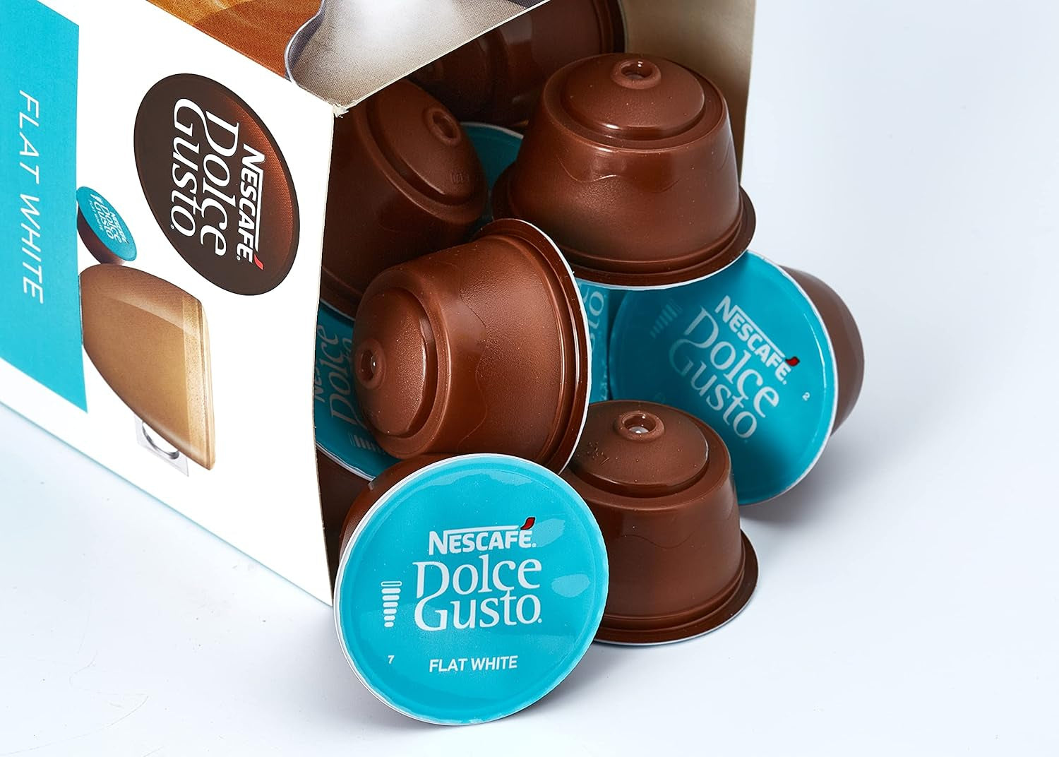 NESCAFÉ Dolce Gusto Flat White, 48 Kaffeekapseln, Arabica und Robusta Bohnen, Cremig-Milchiger Genuss, Kaffeekreation, Coffee-Shop Trend, Aromaversiegelte, 9er Pack (3x16 Kapseln)