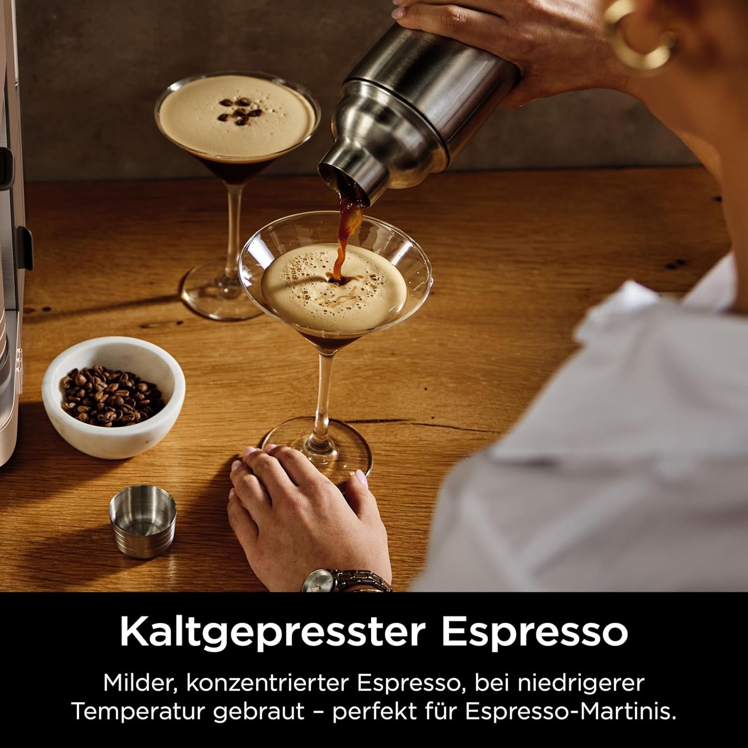 Aparat de cafea Ninja Luxe Pro 3 în 1 cu râșniță și spumator pentru latte, cappuccino, Cold Brew și espresso, ușor de utilizat, 5 presetări pentru spumator, argintiu, ES701EU