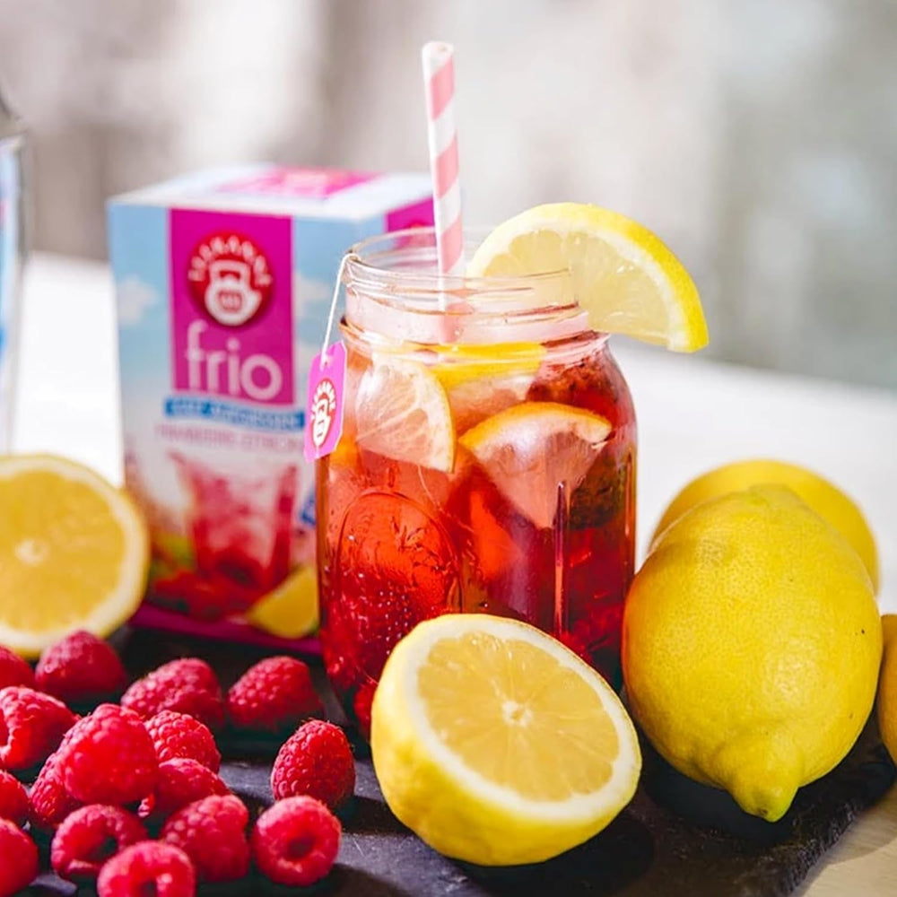 Ceai Teekanne Frio în pachet de 6 fructe, sortimente: zmeură-lămâie, coacăze-lămâie, piersică-maracuja, rubarbă-cireșe, ceai rece lămâie &amp; piersică, câte 18 pliculețe de 2,5 g fiecare