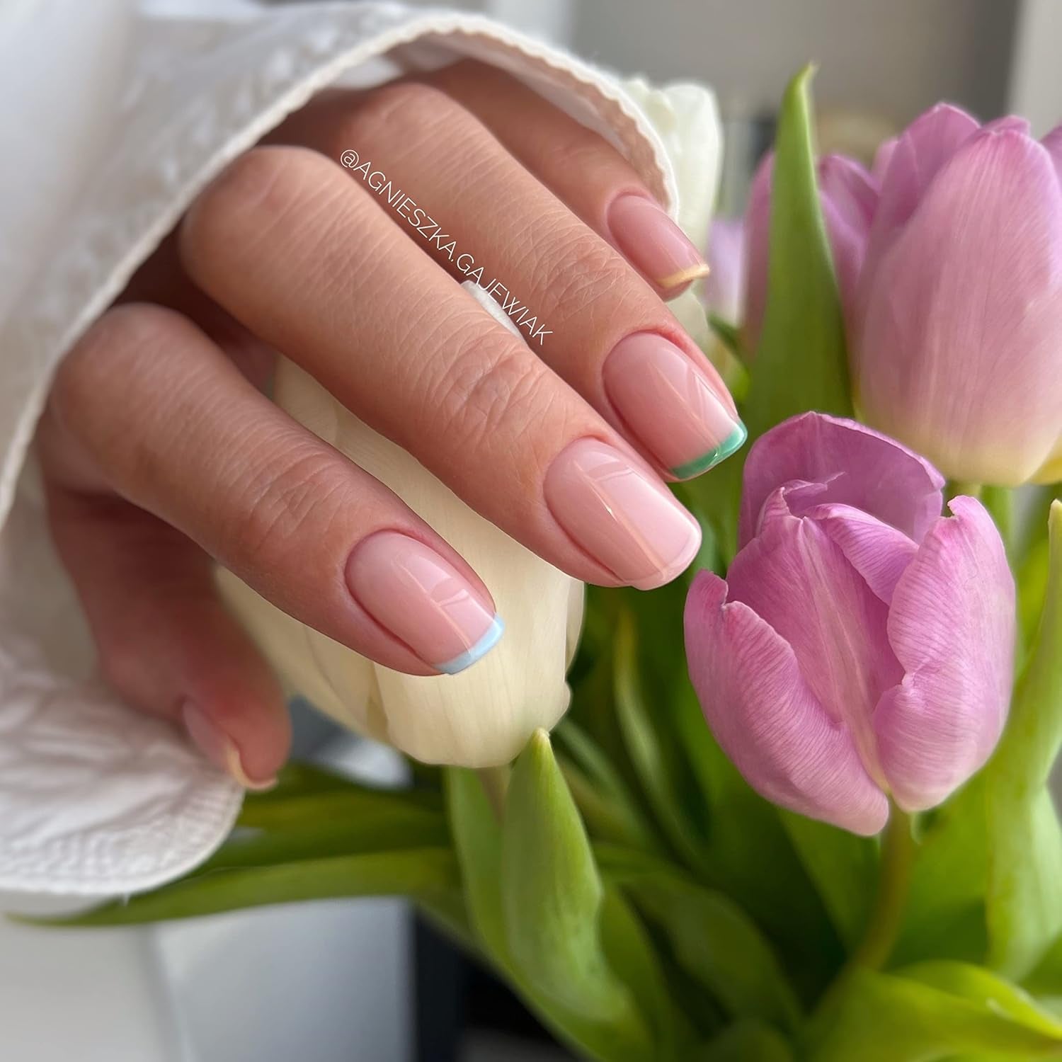 Esmalte de uñas UV Semilac Hybrid 587 Tea Rose 7ml Colección Fiori