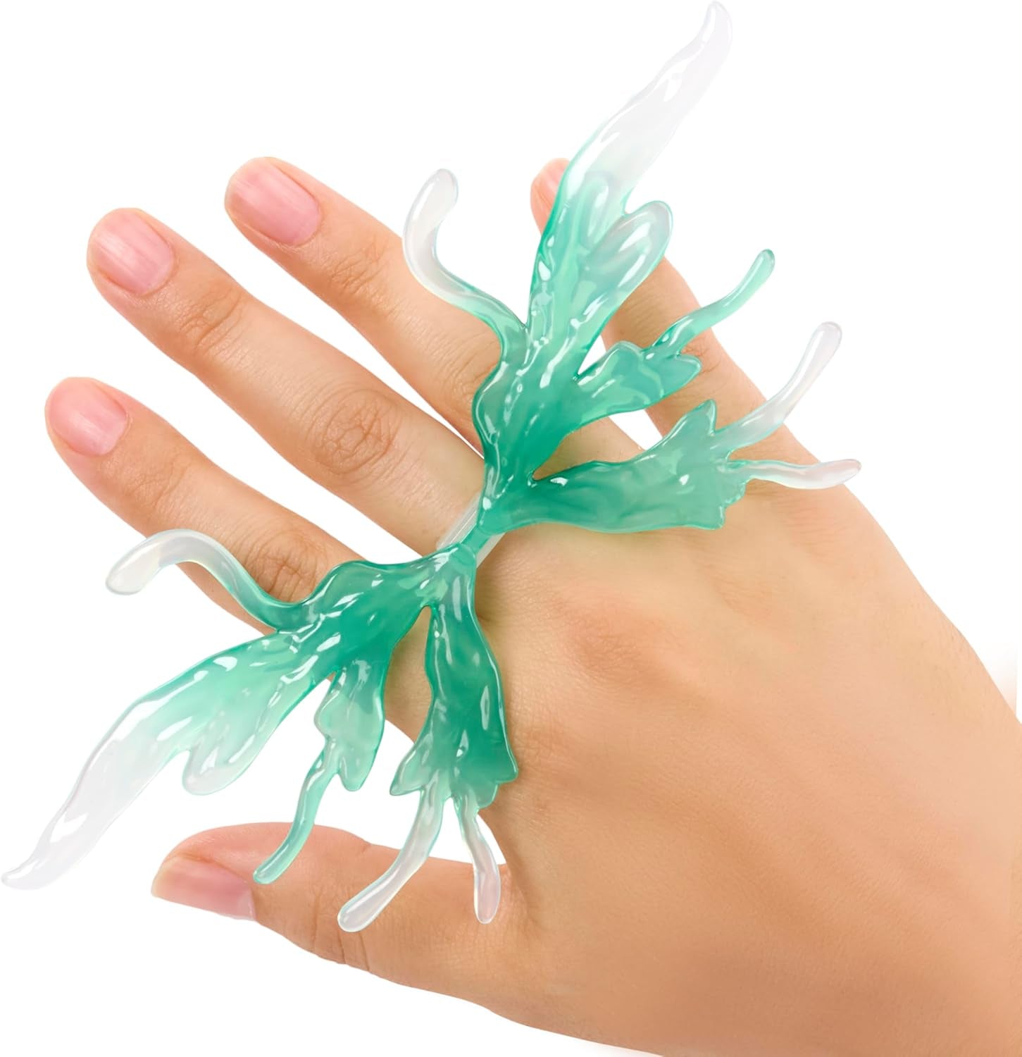 Păpușă Bratz Fashion Pixiez Sasha - Păpușă de colecție fantastică cu modă și accesorii reale, aripi care se transformă într-un inel