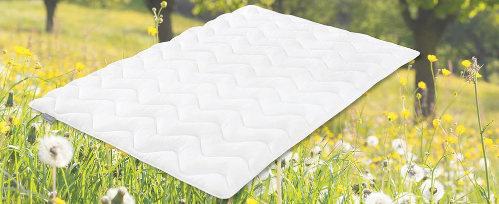 Colcha de verano ligera Traumnacht 155X220 Cm, colcha antialérgica, especial para verano, con cómoda funda de microfibra suave, certificado Oeko Tex, producida según el estándar de calidad alemán Edredones y edredones Naty Shop Manta de verano 135 X 200