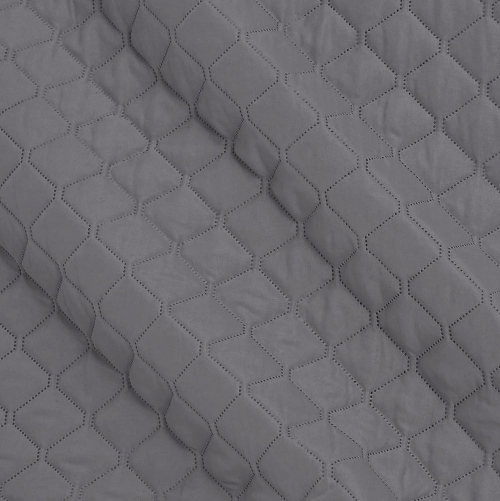 Amazon Basics edredón extragrande con relieve, 170 x 210 cm, estampado de rombos gris oscuro Camas y mantas Besuche den Amazon Basics-Store