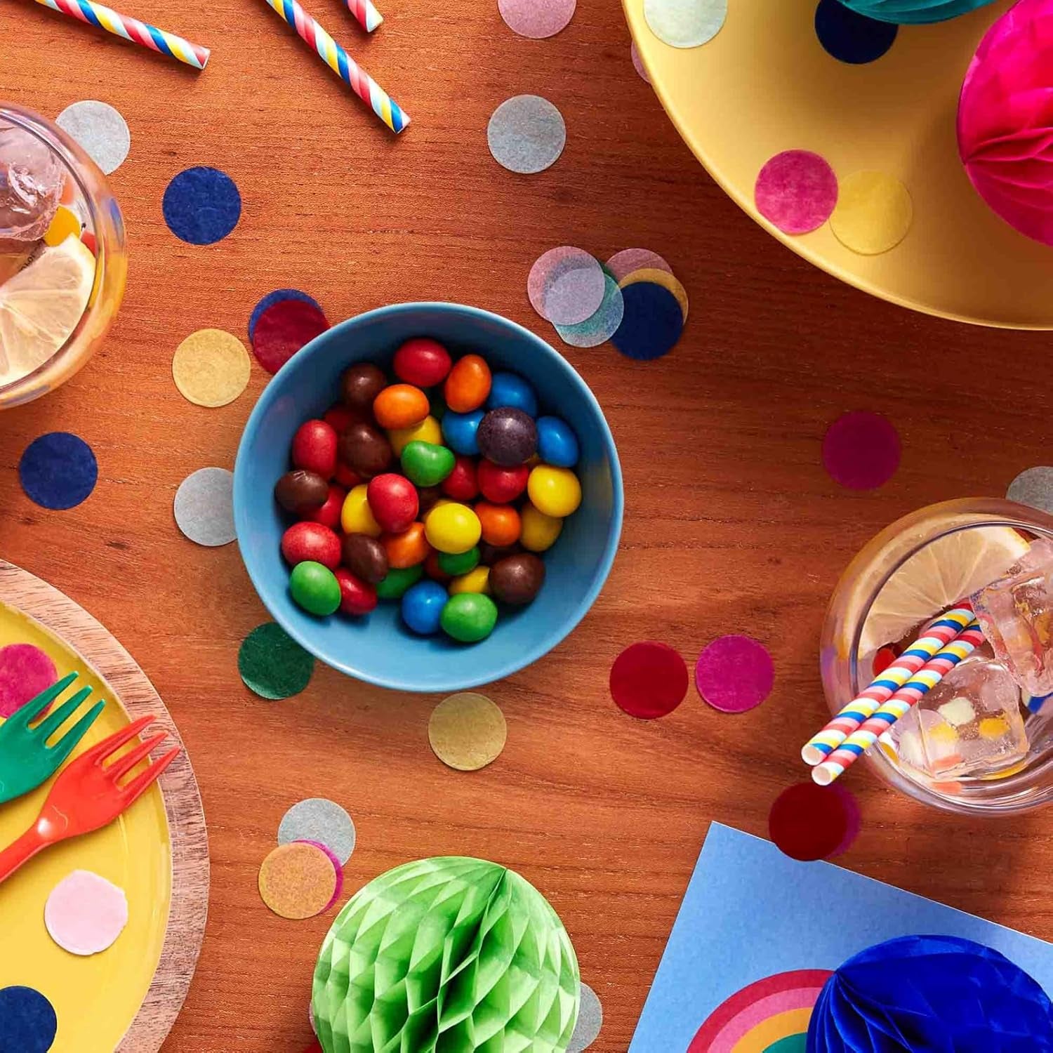 Paquete a granel de chocolate con maní de M&M, 24 x 45 g, lentejas con sabor a maní y chocolate, regalo de chocolate (1080 g), ideal como regalo con temática de fútbol