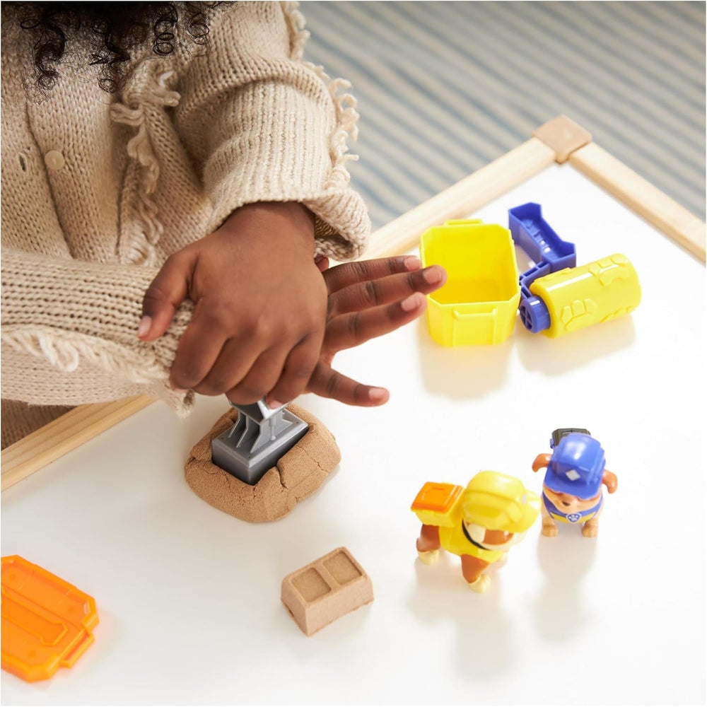 Rubble & Crew - Juego de figuras de acción de Rubble & Mix, 2 juguetes de construcción y arena de construcción cinética de 85 g, juguete adecuado para niños de 3 años en adelante Figuras de acción Naty Shop