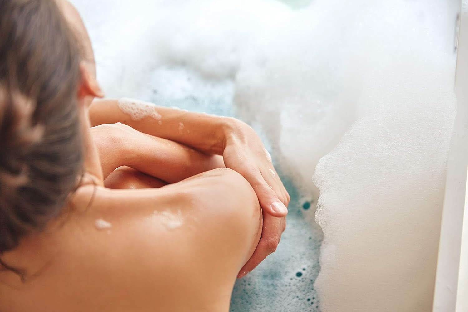 Kneipp Aroma Foam Bath Cold Season, aditivo para el baño con aceites esenciales naturales de eucalipto y menta, 400 ml Ducha y baño Naty Shop