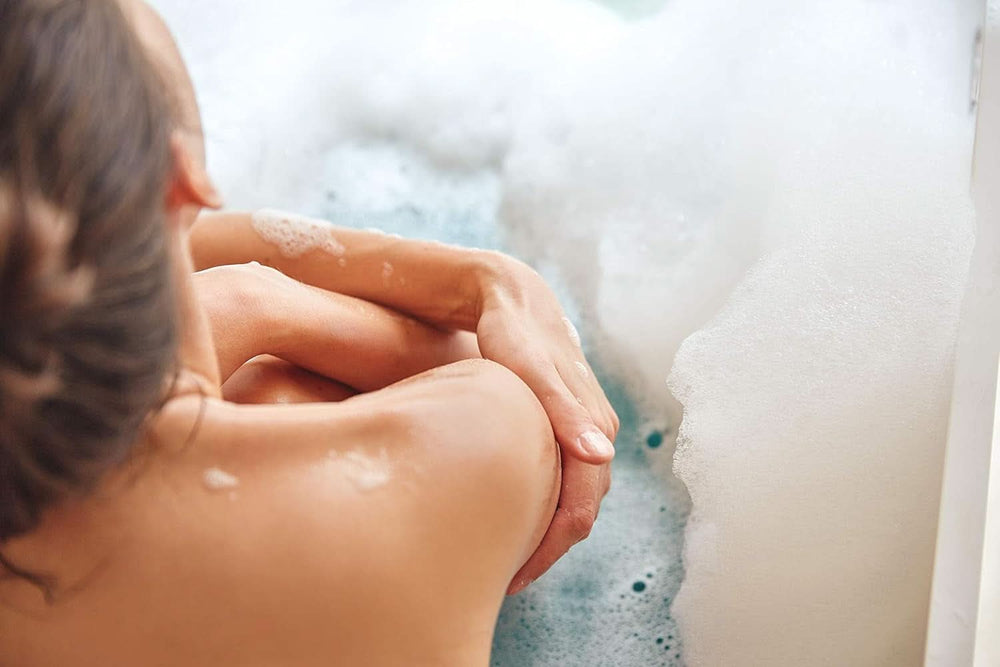 Kneipp Aroma Foam Bath Cold Season, aditivo para el baño con aceites esenciales naturales de eucalipto y menta, 400 ml Ducha y baño Naty Shop