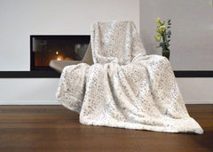 Mesa de comedor SNOW OPARD, tamaño aprox. 150X200 Cm, color blanco F-10153/00 Edredones y edredones Naty Shop Título predeterminado