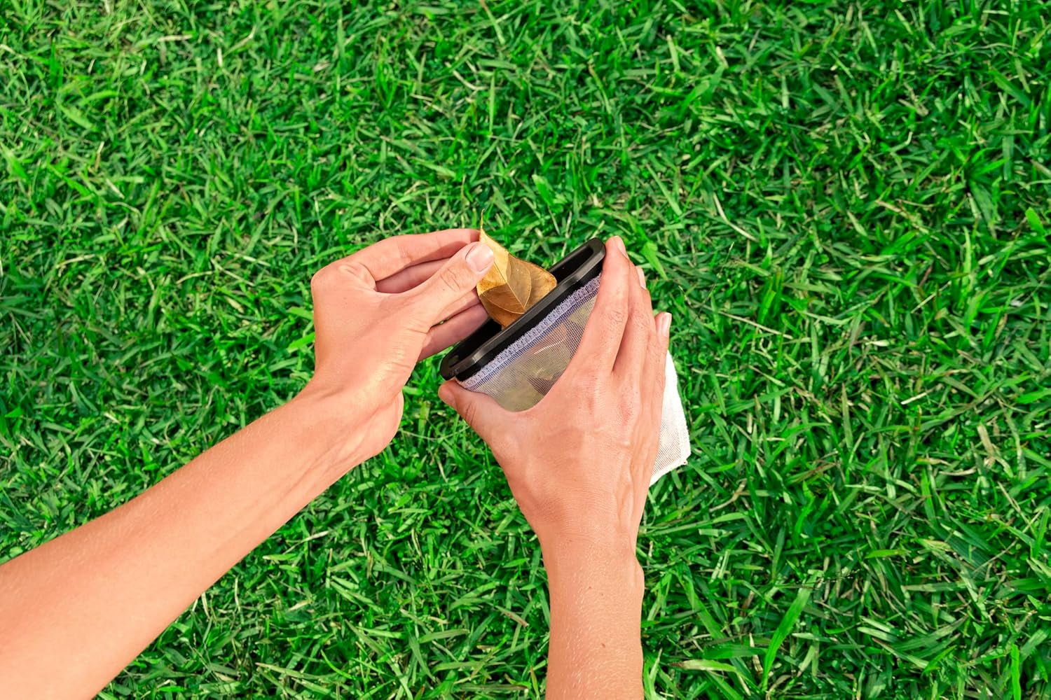 Limpiafondos a batería Bestway AquaTech 150 cm