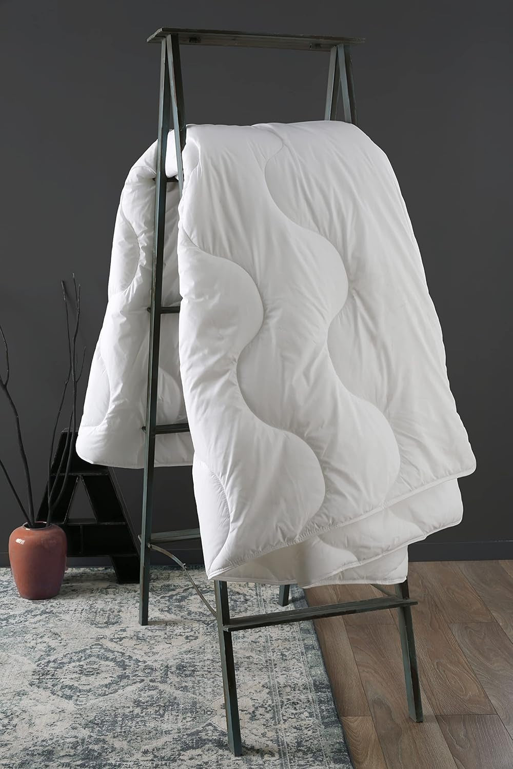 DODO | Elu Produsul Anului 2023 L Cuvertură, 220 X 240 Cm, Pentru pat dublu, Foarte moale, Reciclat, Lavabil la mașină la 40 °C Plapumi si pilote Naty Shop