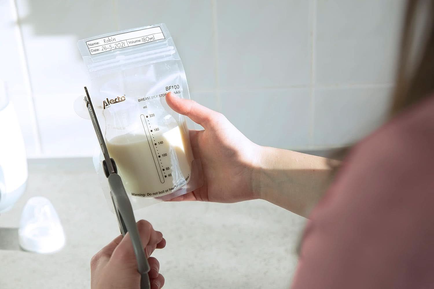 BF100 Bolsa de almacenamiento para leche materna - Bolsa para leche materna - capacidad 220 Ml - 100 piezas - Transparente Alimentación y Accesorios Lactancia Bebe Naty Shop