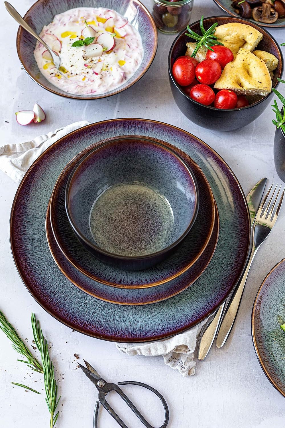 MÄSER 934100 Serie Teona, Keramik Geschirr Set Für 4 Personen Mit Grün-Brauner Reaktivglasur, 20-Teiliges Kombiservice in Modern Dezenten Coupe-Formen, Steinzeug Seturi vesela masa Naty Shop