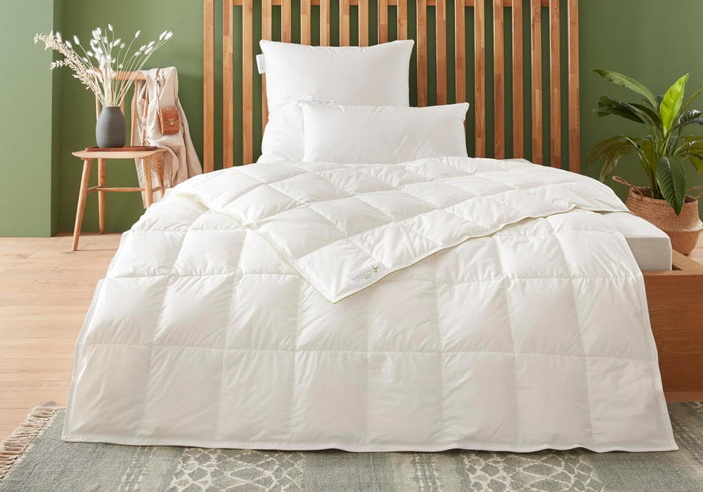 Edredón cálido Badenia Trendline Eco con 90% plumón y 10% plumas clase I, 135 x 200 cm, blanco, certificado Oeko-Tex, fabricado según el estándar de calidad alemán Edredones y edredones Naty Shop 135 x 200 cm Manta ligera de verano