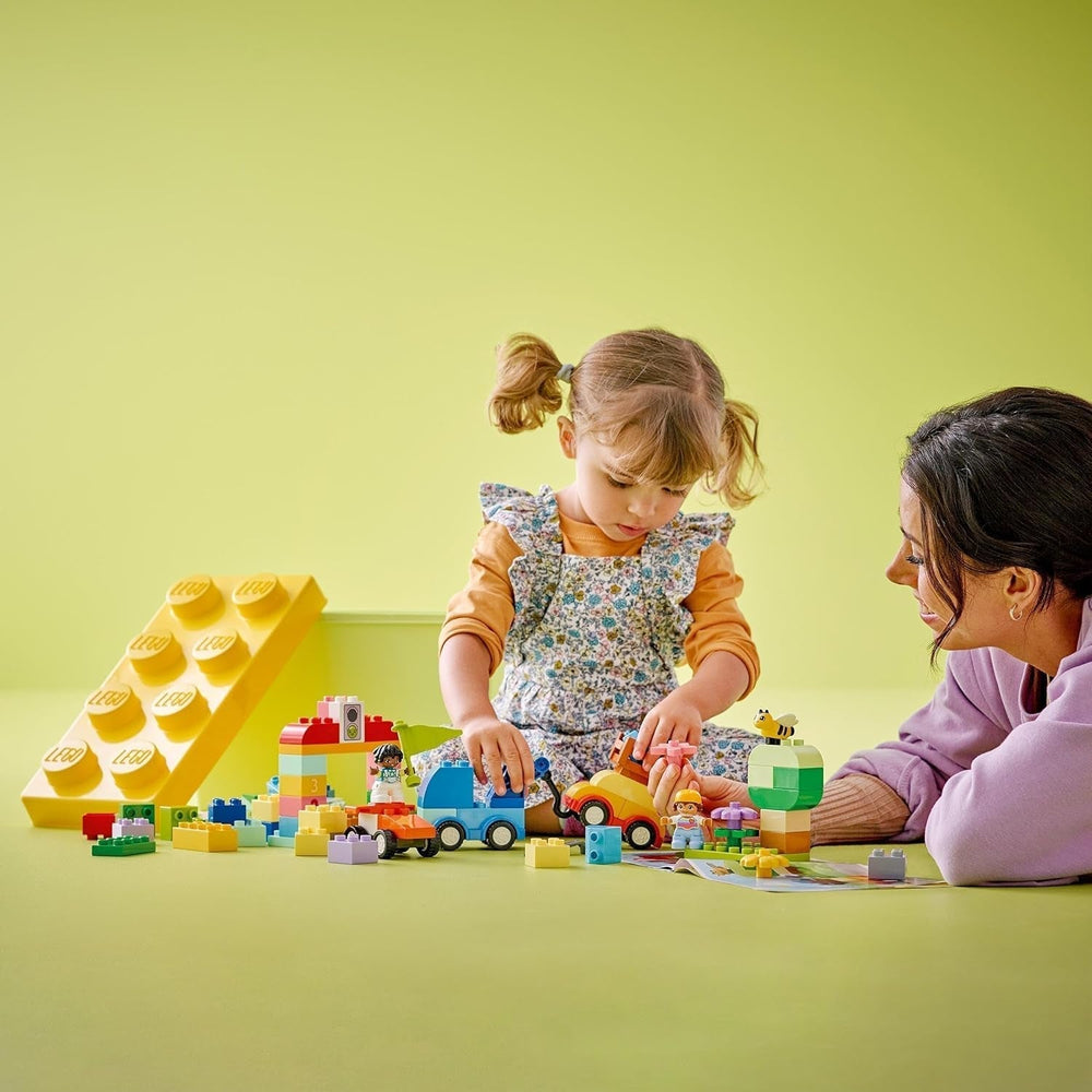 LEGO DUPLO Coches y camiones clásicos en caja de ladrillos, juego de vehículos para niños a partir de 1,5 años, juguete educativo creativo, coche de juguete y juego de coches de carreras 10439 Juegos de construcción Ver en LEGO-Store