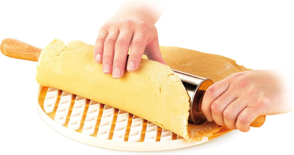 Formă de biscuiți Tescoma, plastic, alb/galben, 34 x 33 x 1,8 cm