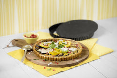 Kaiser Classic Tarteform Mit Hebeboden 28 Cm, Quicheform Antihaftbeschichte & Inspiration Muffinform Blech Für 12 Muffins, Muffin Backblech 38 X 27 Cm, Beschichtet, Standardgröße Moldes y bandejas para horno Naty Shop