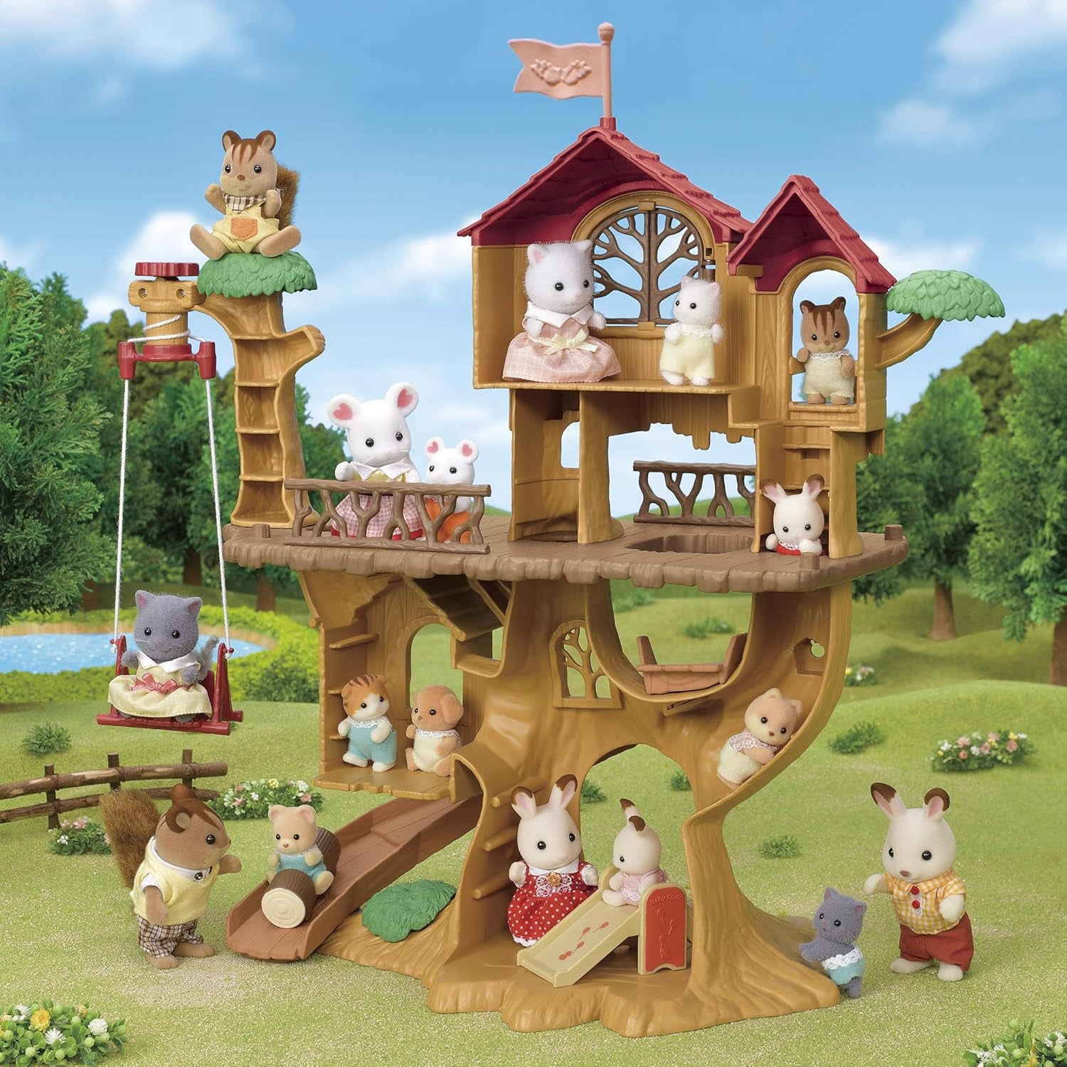 Sylvanian Families 5494 Căsuța în copac cu aventuri - Set de joacă pentru casă de păpuși
