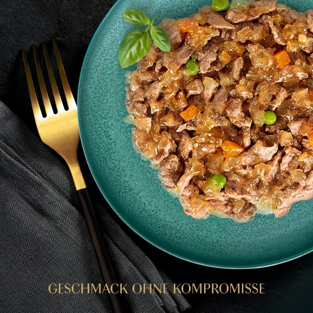 Hrană umedă pentru pisici SHEBA, Colecția Nature's în sos cu curcan, 2 x 11 x 85g