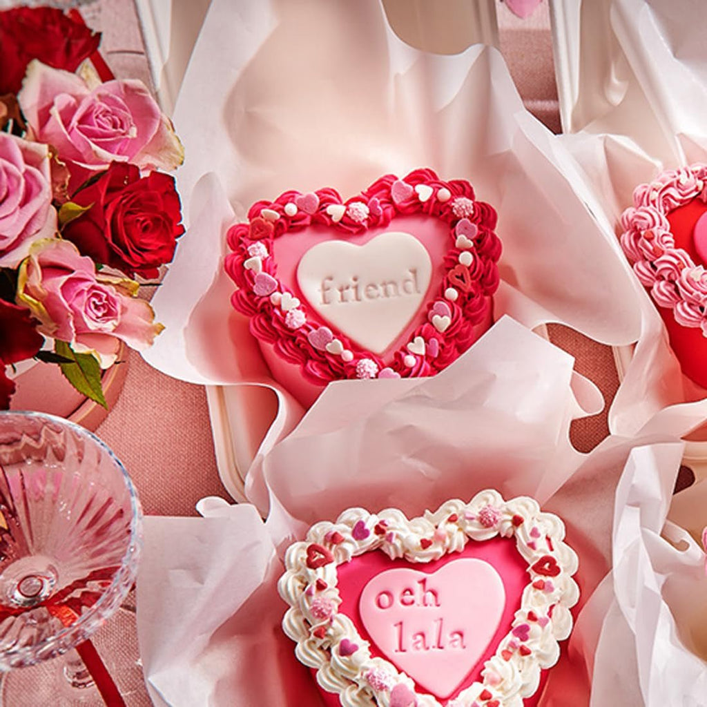 FunCakes Roll Fondant Sweet Pink: Ușor de utilizat, neted, flexibil, moale și pliabil, perfect pentru decorarea prăjiturilor, halal, kosher și fără gluten. 1 kg Pasta de zahar Naty Shop